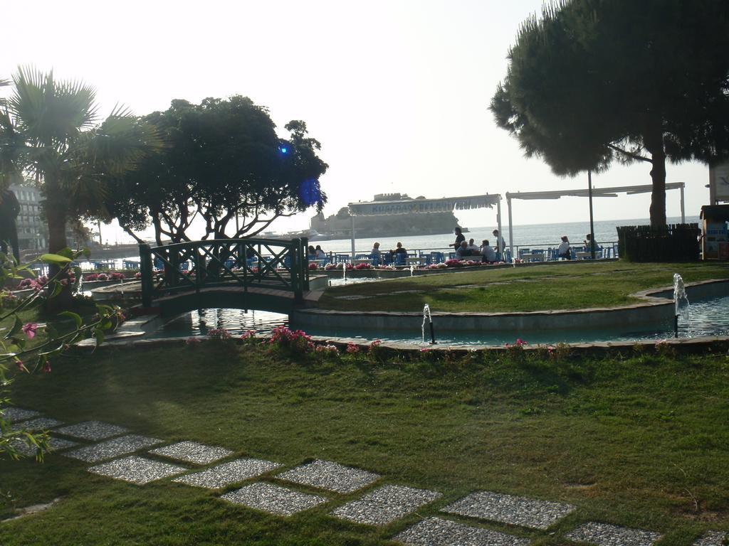 Hotel Liman Kusadası Exterior foto